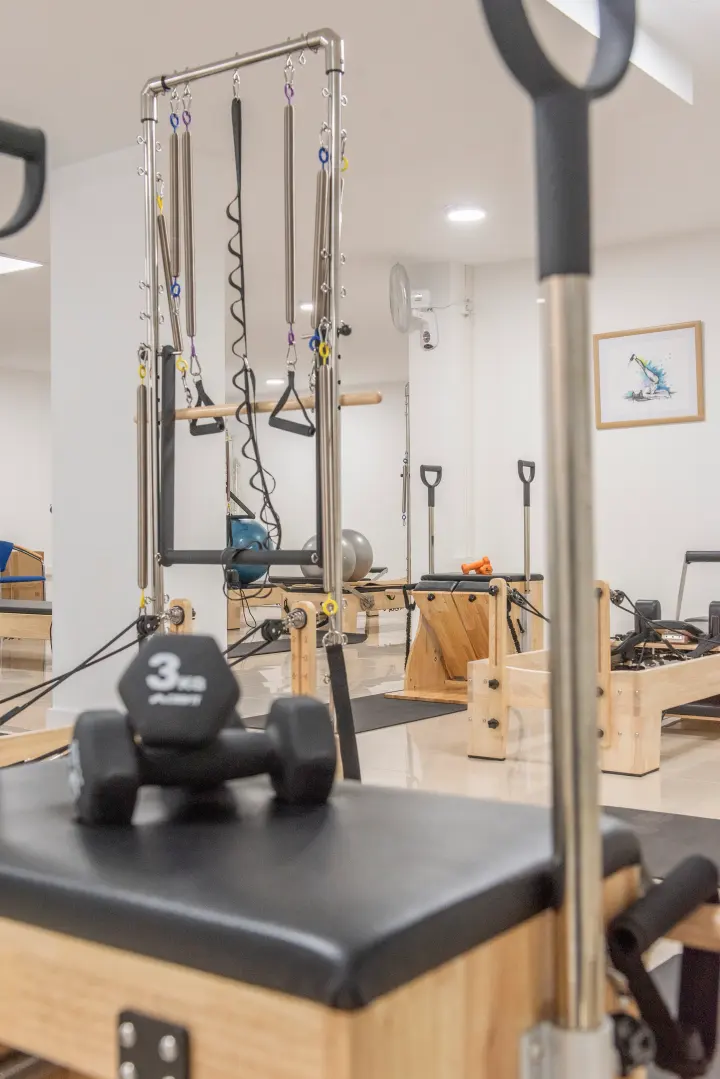 Clase de Pilates clínico con reformer en La Laguna, Korpo Salud